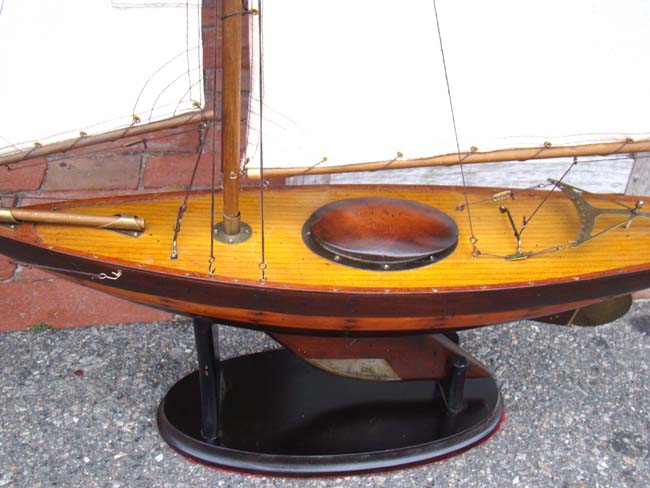 A NANTUCKET Sloop pond boat circa 1930-1940 — image 2